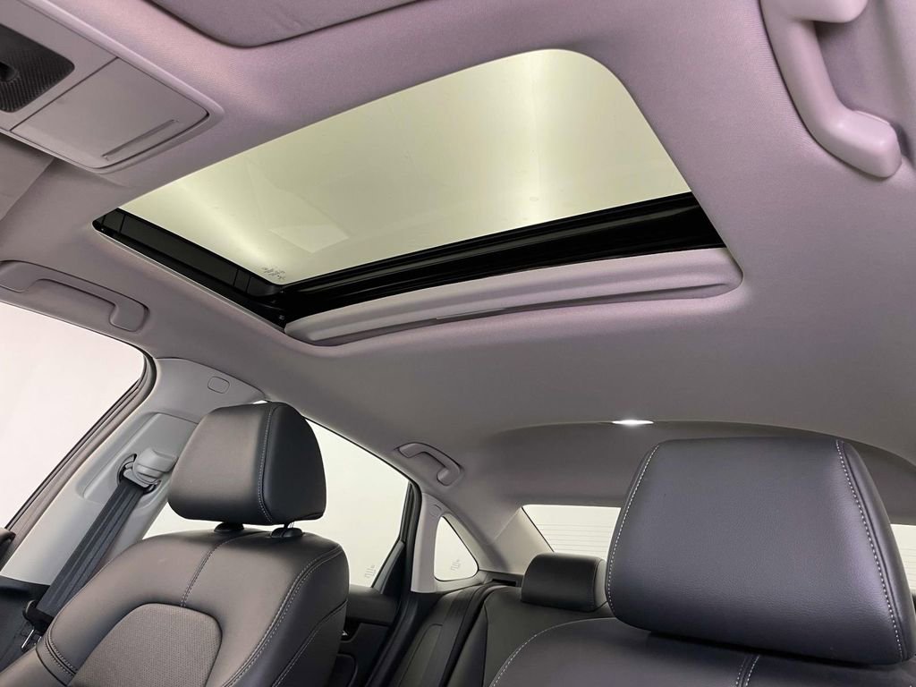 Used 2023 Honda Civic Touring image 18