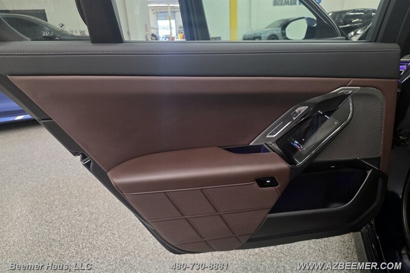 Used 2024 BMW 740i xDrive w/ Executive Package AWD/4WD image 44