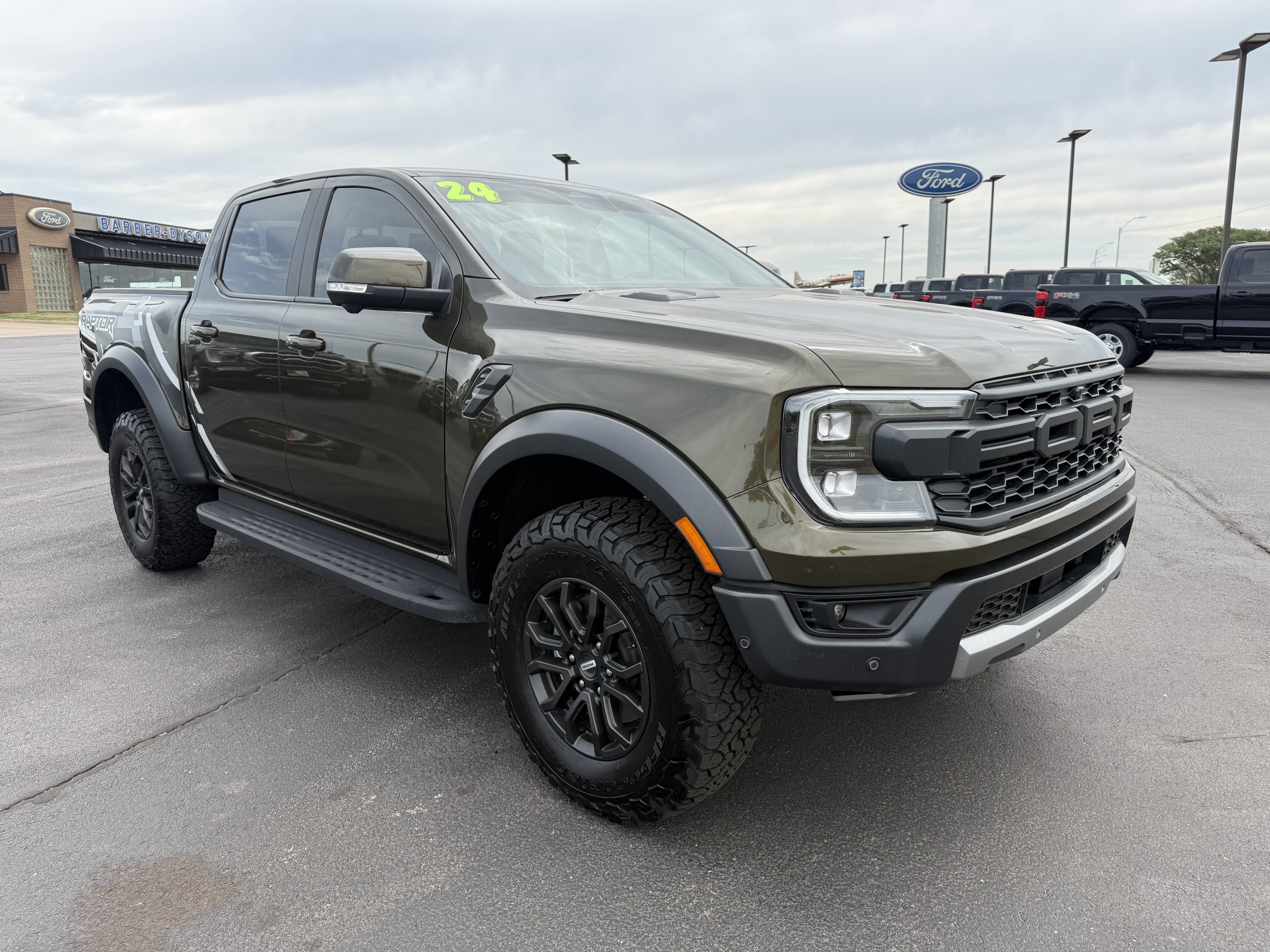 Used 2024 Ford Ranger Raptor AWD/4WD image 2
