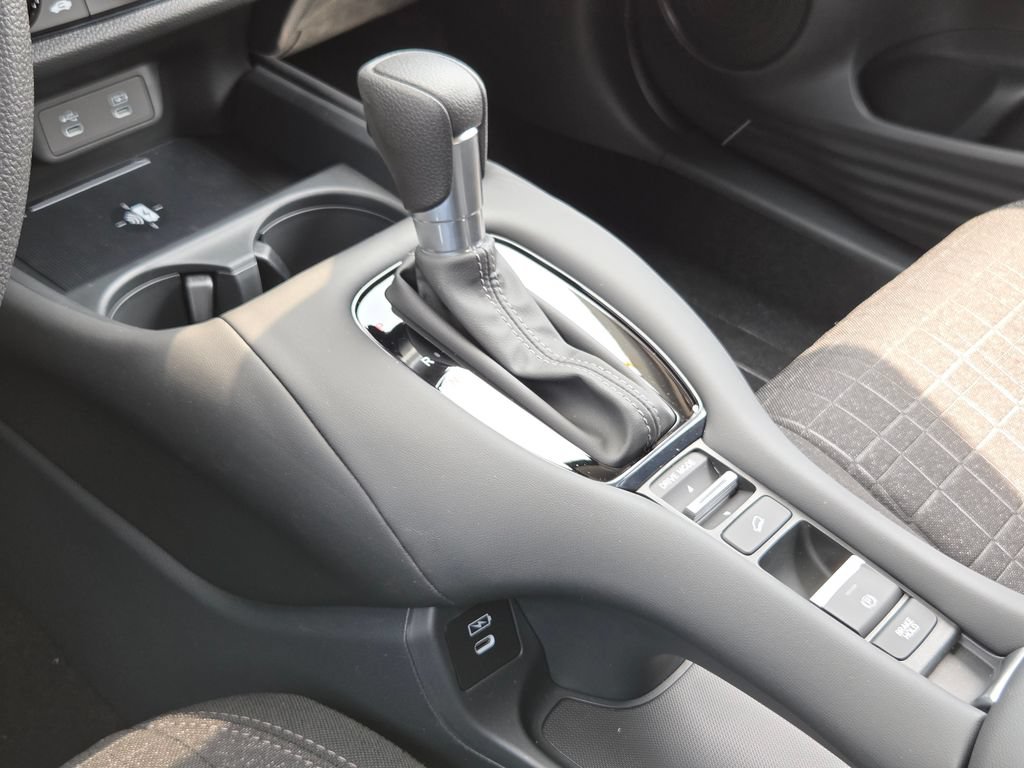 New 2027 Honda HR-V LX image 31