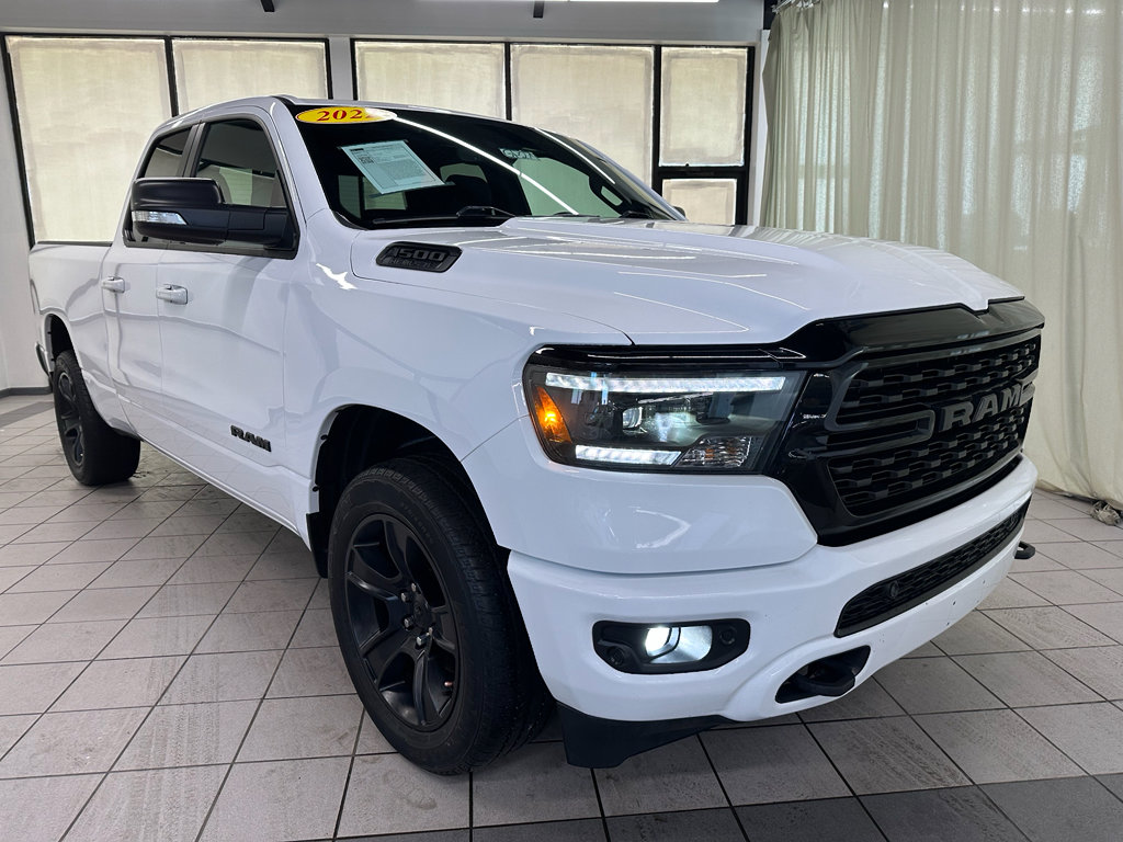 Used 2022 RAM 1500 Big Horn w/ Night Edition AWD/4WD image 2