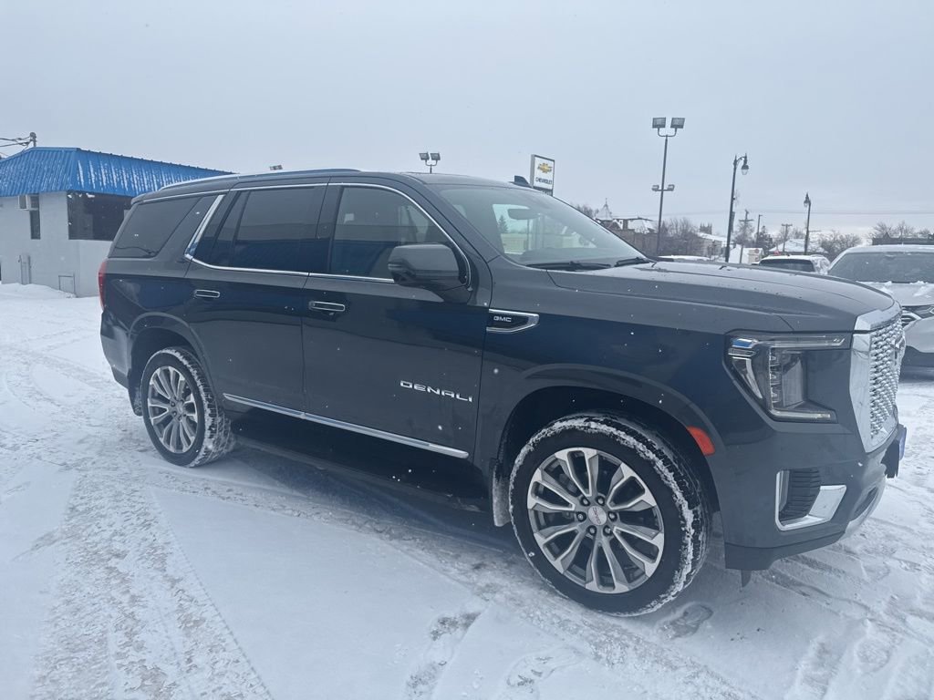 Used 2021 GMC Yukon Denali w/ Advanced Technology Package image 7