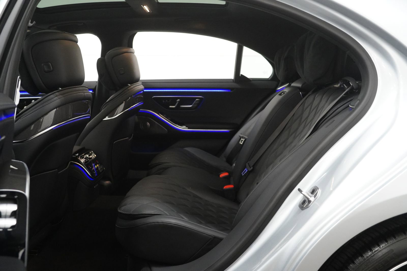 Used 2025 Mercedes-Benz S 580 4MATIC Sedan image 15