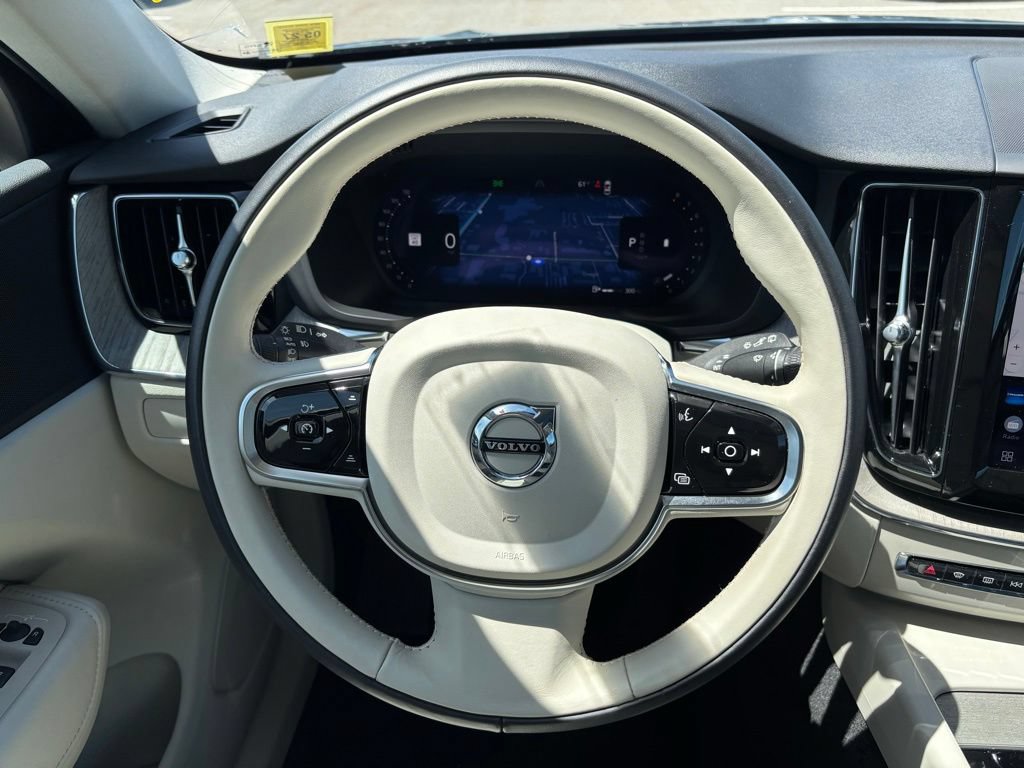 Certified 2023 Volvo XC60 B5 Plus w/ Climate Package AWD/4WD image 7