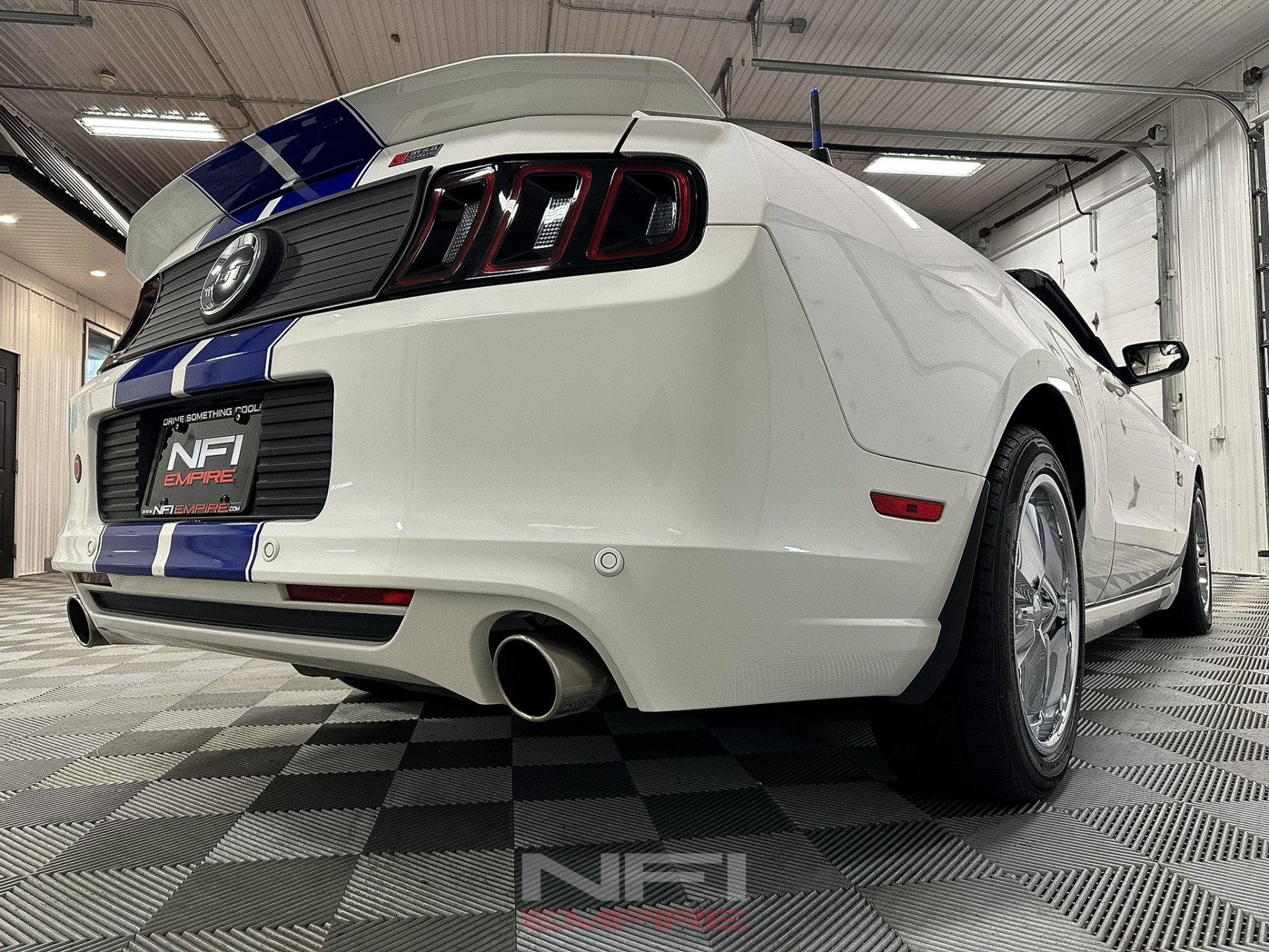 Used 2013 Ford Mustang GT Premium w/ Security Pkg image 24