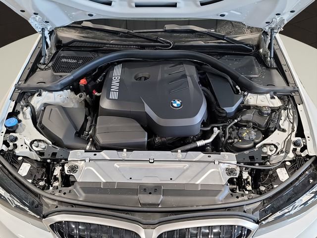 Used 2025 BMW 330i xDrive Sedan image 33