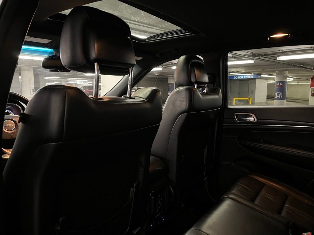 Used 2015 Jeep Grand Cherokee Limited image 20