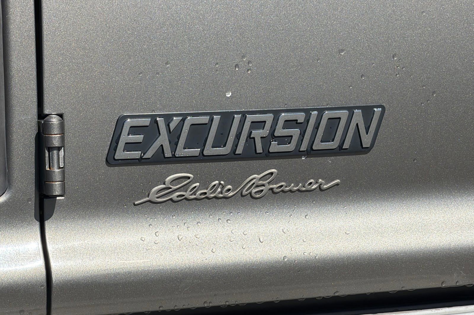 Used 2004 Ford Excursion Eddie Bauer image 22