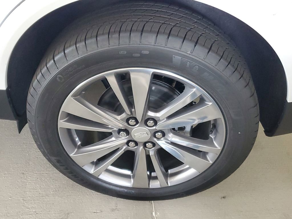 New 2026 Cadillac XT5 Premium Luxury w/ Driver Assist Package FWD image 5