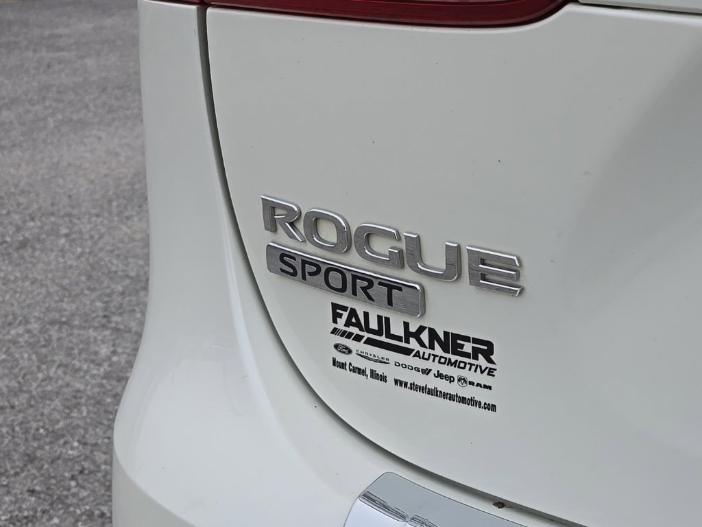 Used 2020 Nissan Rogue Sport SL w/ Premium Package image 13