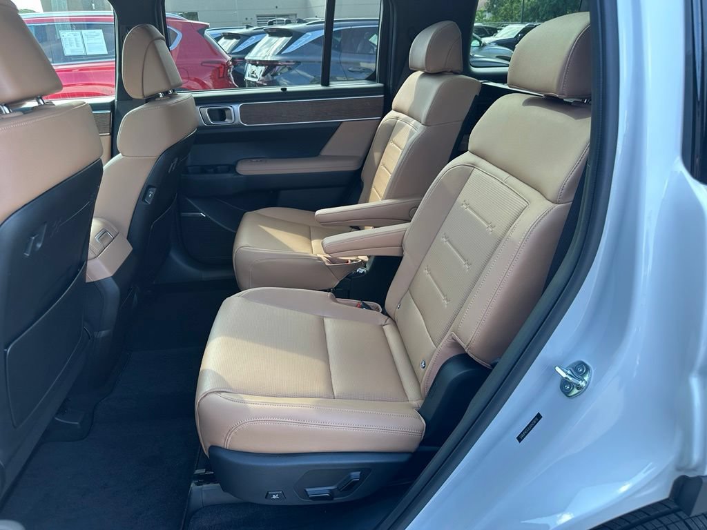 New 2027 Hyundai Santa Fe Limited AWD/4WD image 12