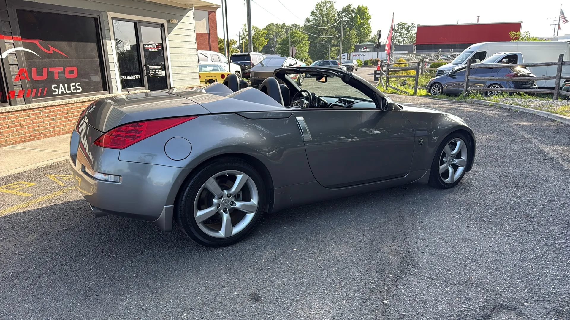 Used 2007 Nissan 350Z Touring RWD image 47