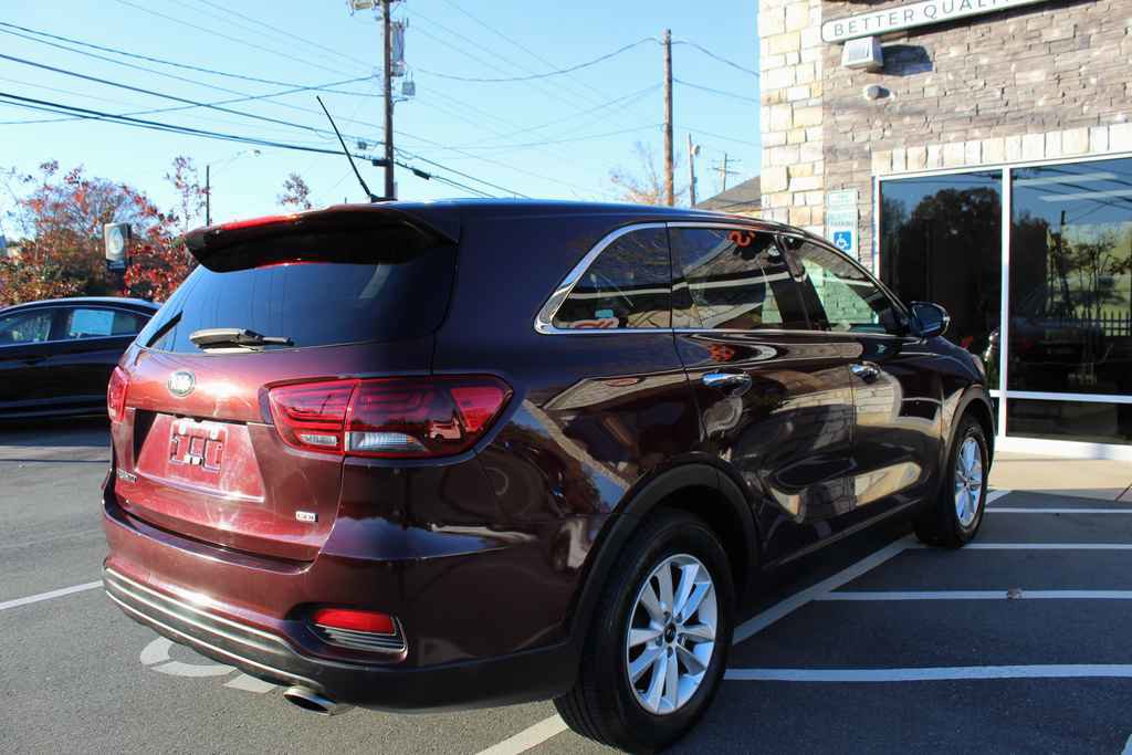 Used 2019 Kia Sorento LX image 5