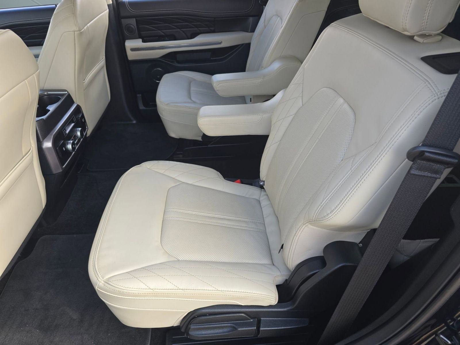 Used 2021 Ford Expedition Platinum image 47