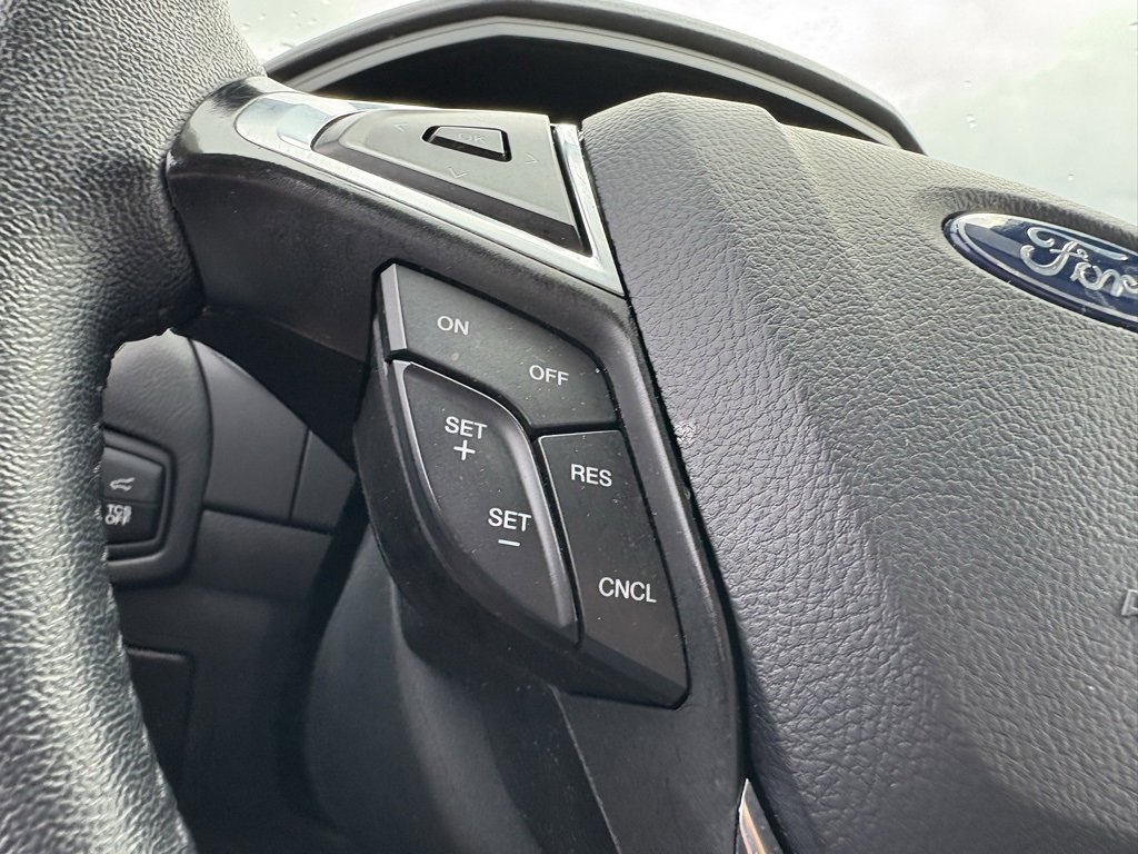 Used 2024 Ford Edge Titanium image 49