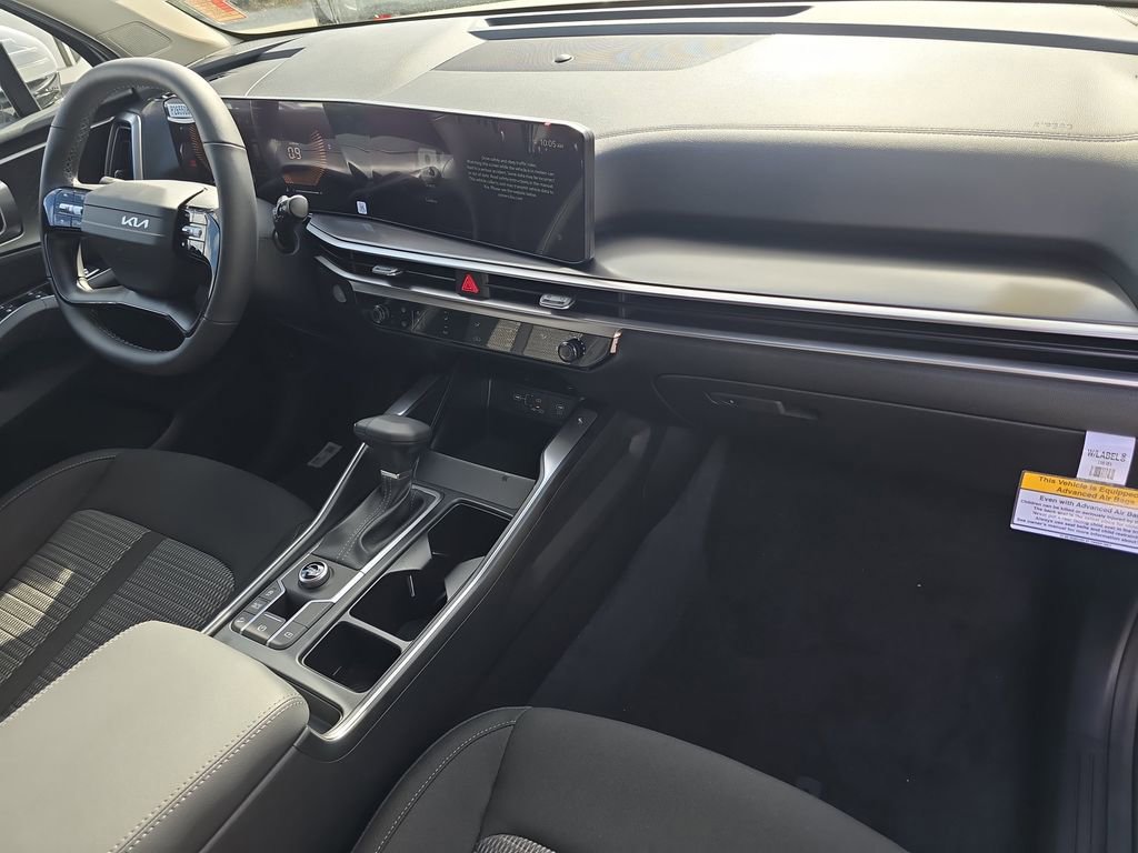 New 2026 Kia Sorento LX FWD image 11