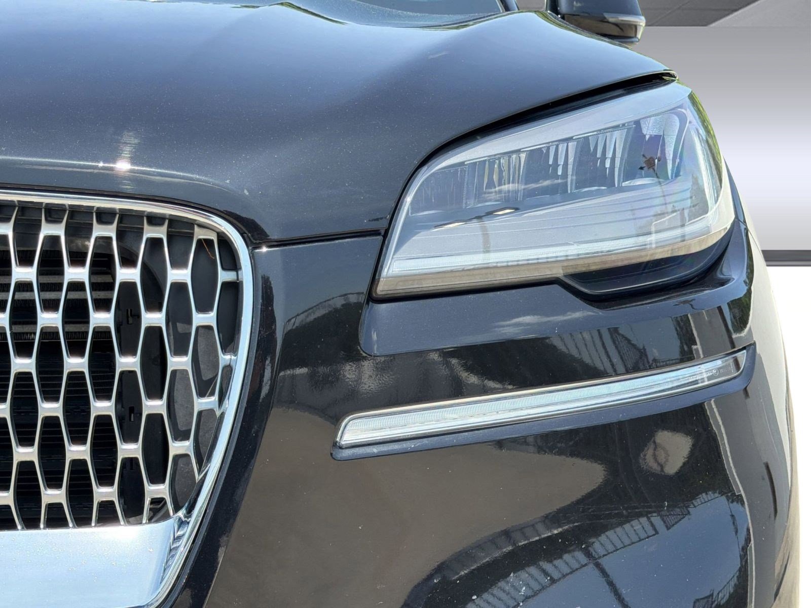 Used 2024 Lincoln Aviator Reserve w/ Equipment Group 201A AWD/4WD image 11
