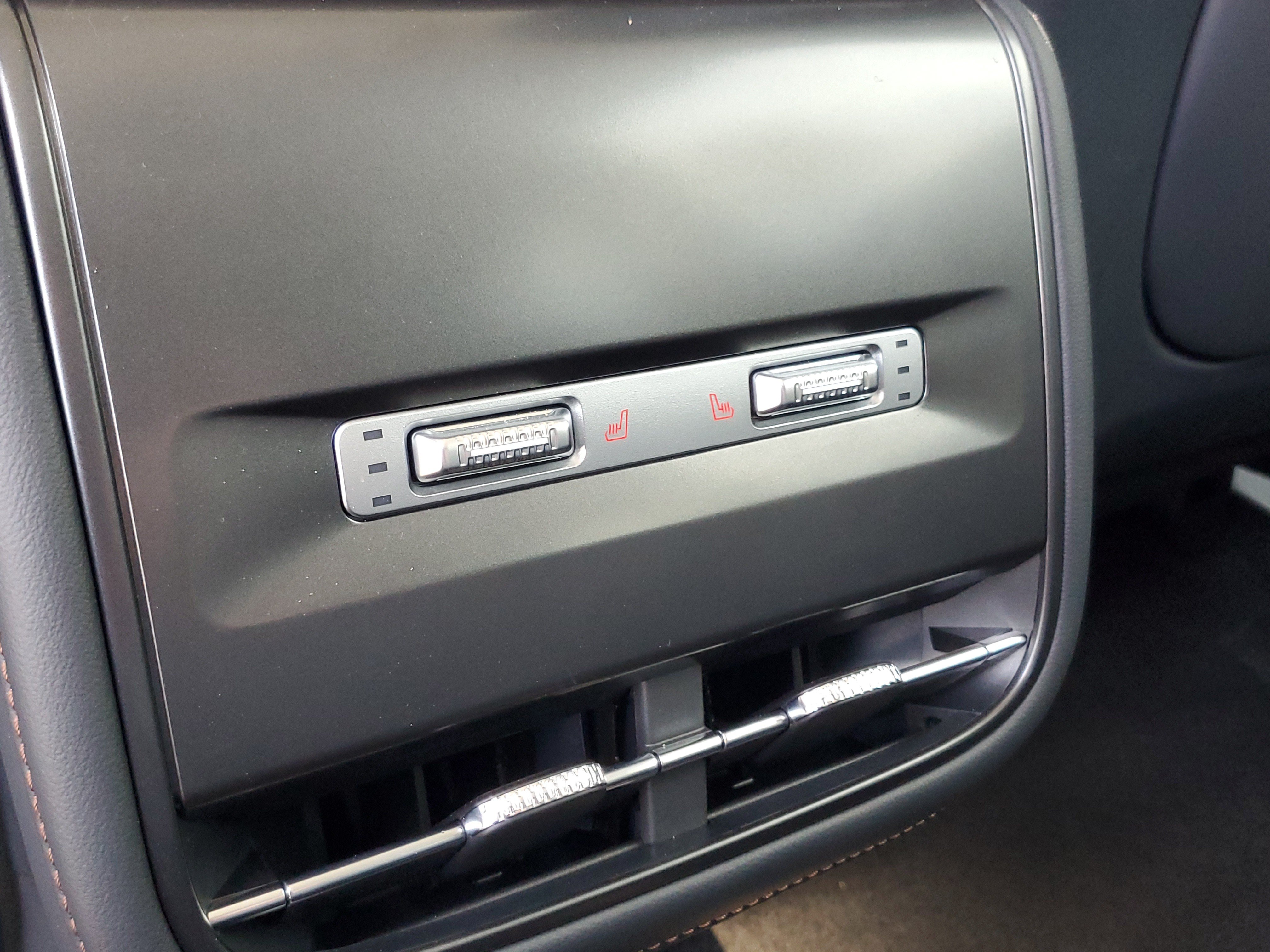 New 2026 Lincoln Nautilus Reserve AWD/4WD image 30
