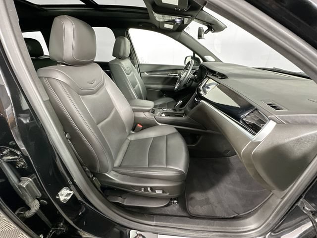 Used 2024 Cadillac XT6 Sport w/ Technology Package AWD/4WD image 32