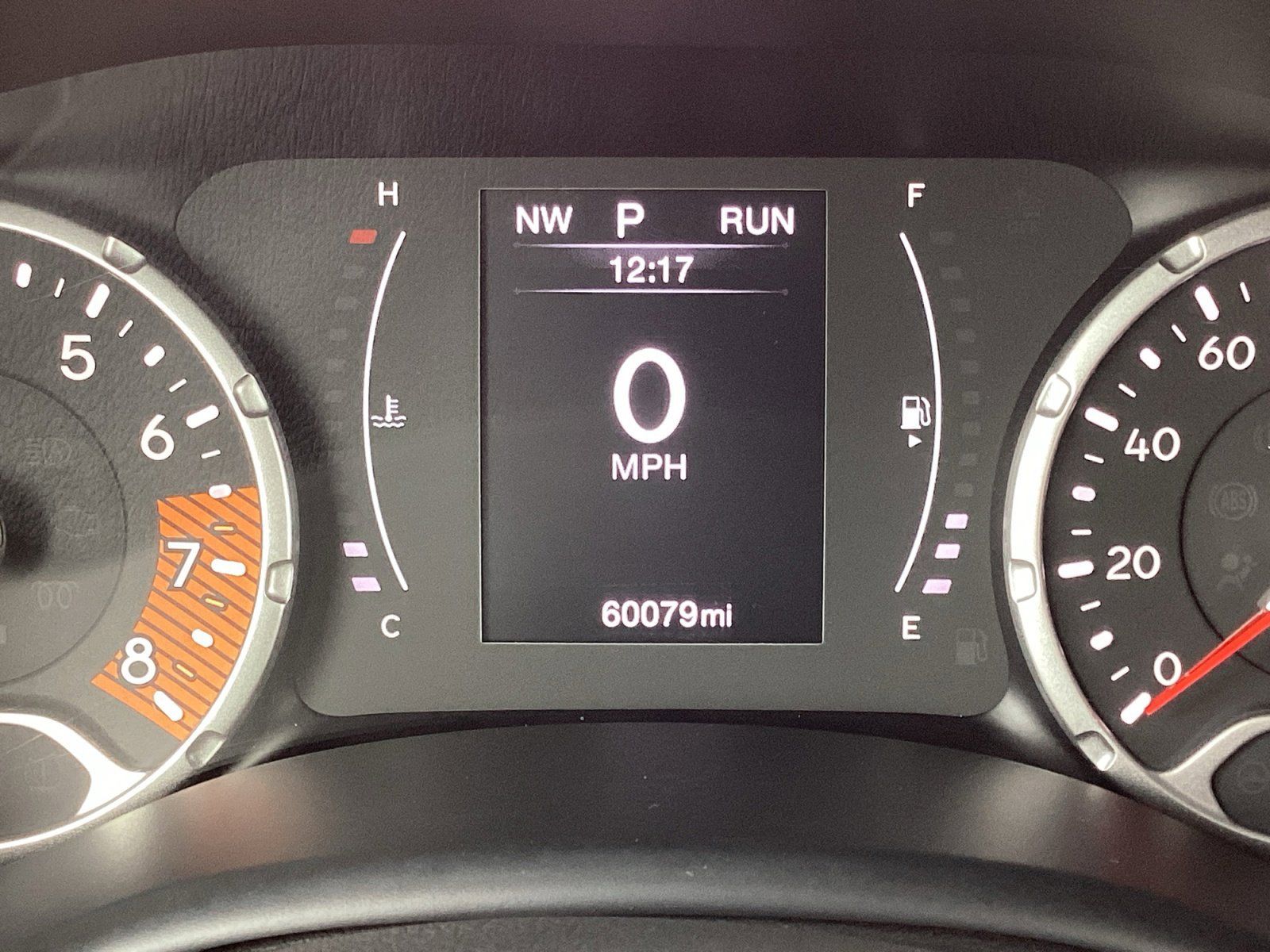Used 2023 Jeep Renegade Latitude AWD/4WD image 3