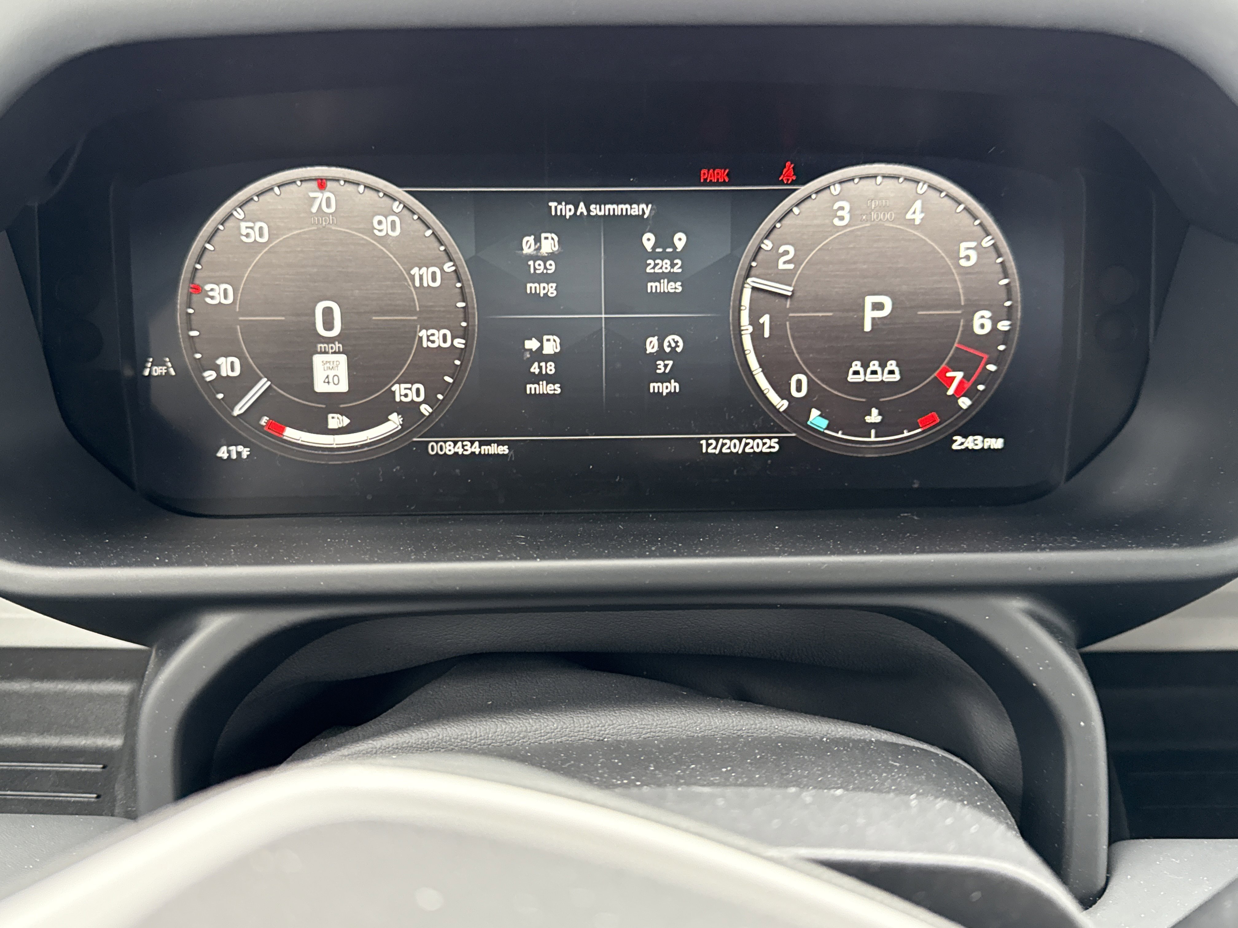 New 2025 Land Rover Defender 110 S image 12