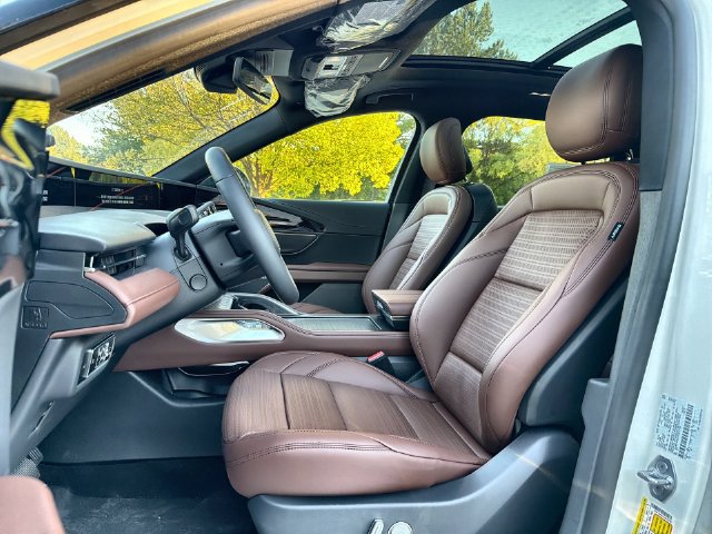 New 2026 Lincoln Nautilus Reserve w/ Jet Appearance Package AWD/4WD image 11