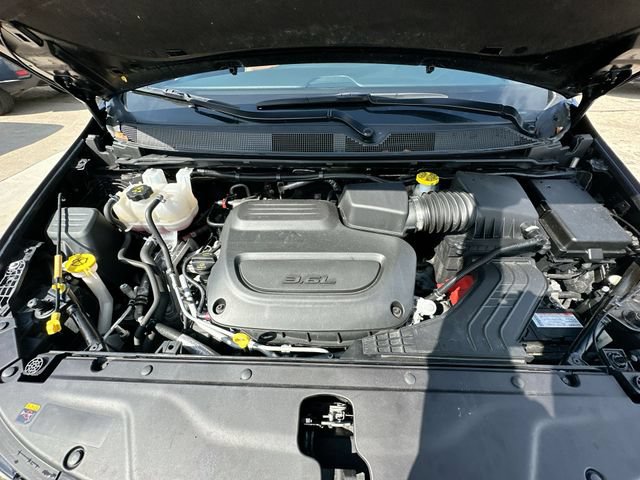 Used 2024 Chrysler Pacifica Pinnacle AWD/4WD image 33