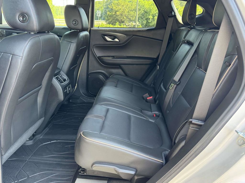 Used 2020 Chevrolet Blazer Premier w/ Driver Confidence II Package AWD/4WD image 17