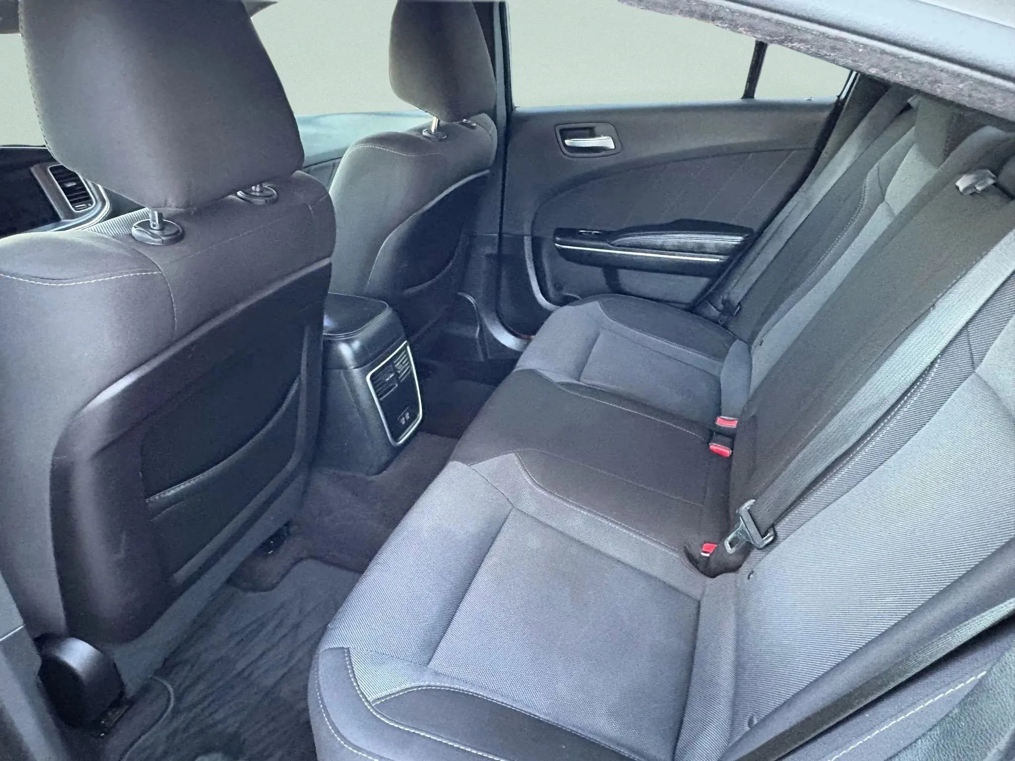 Used 2018 Dodge Charger SXT Plus RWD image 27