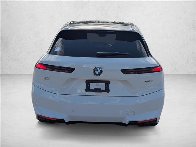 New 2026 BMW iX xDrive60 image 7