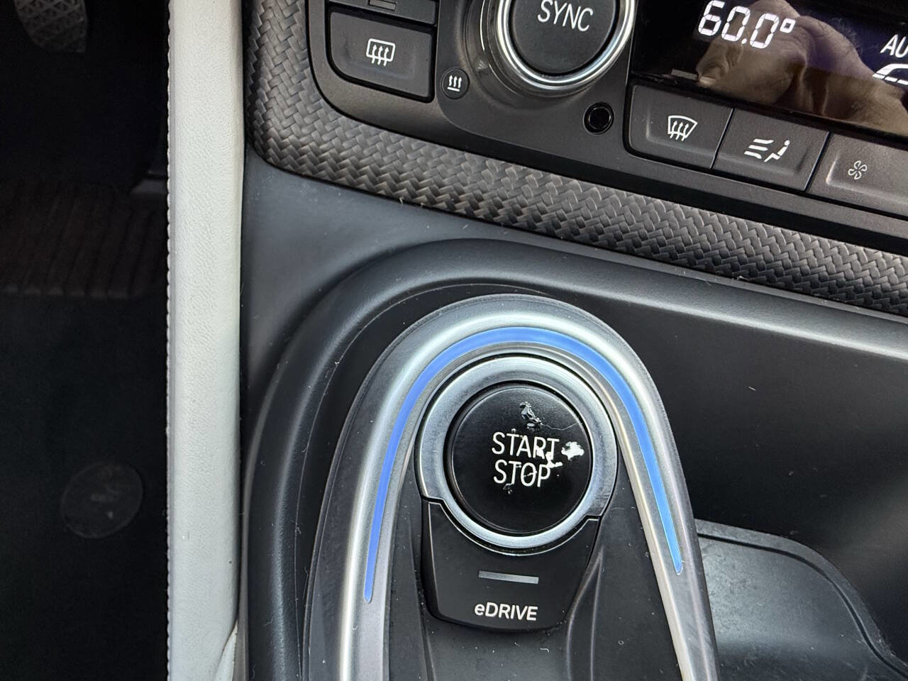 Used 2019 BMW i8 Coupe image 31