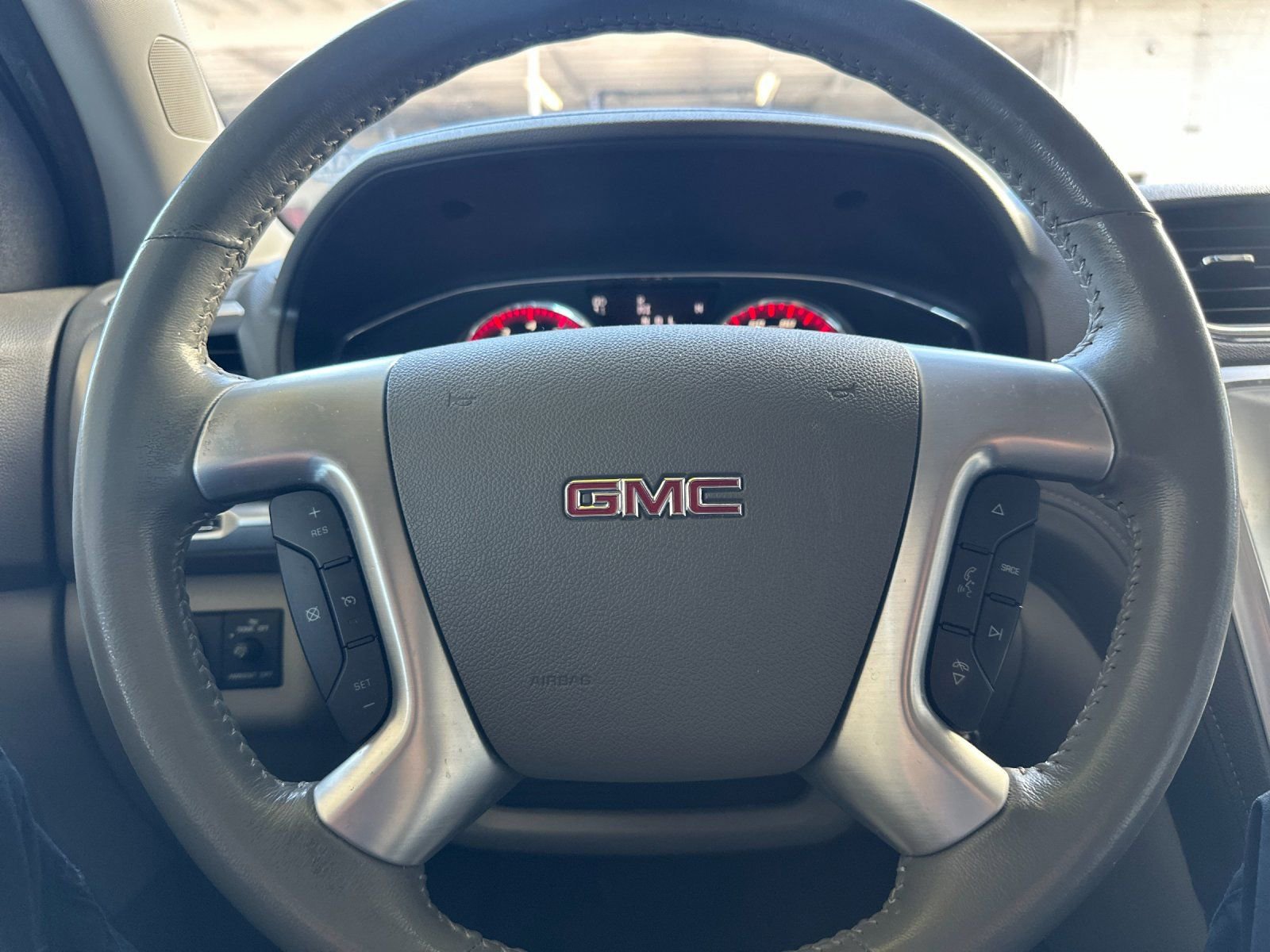 Used 2016 GMC Acadia SLT image 22