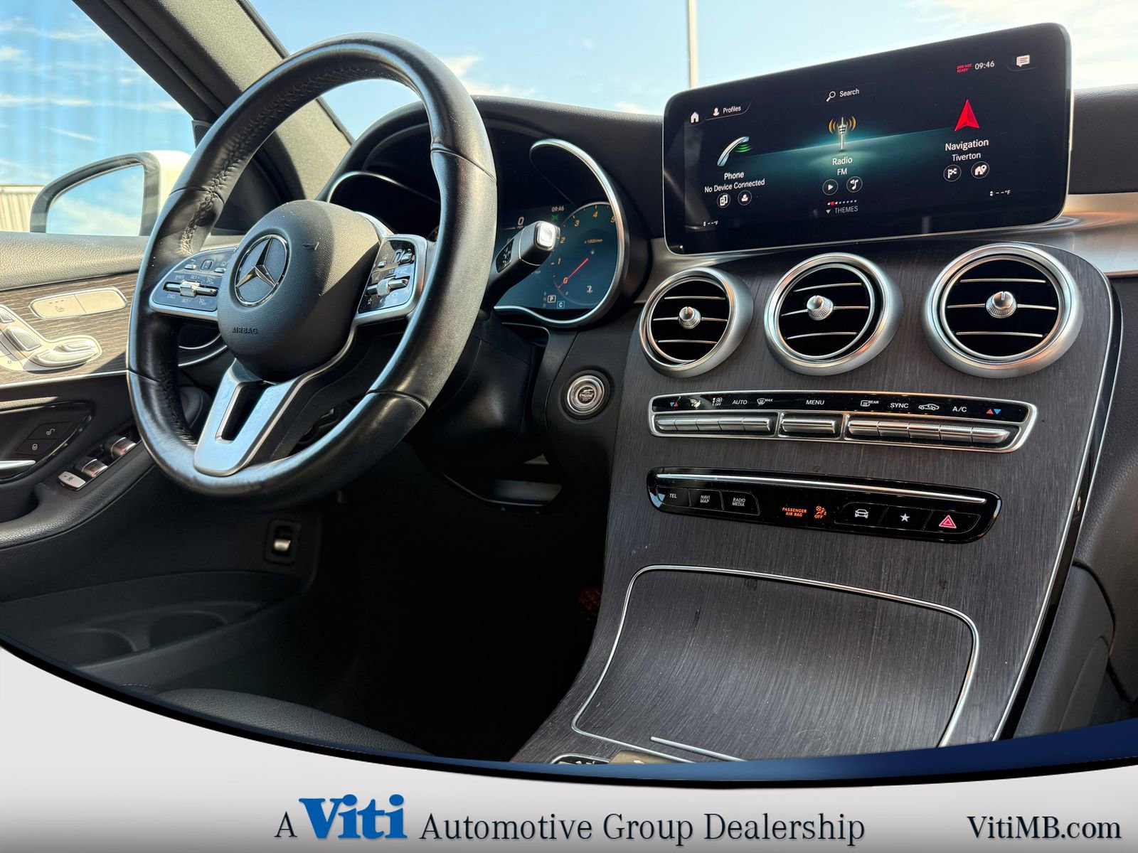 Used 2022 Mercedes-Benz GLC 300 4MATIC image 30