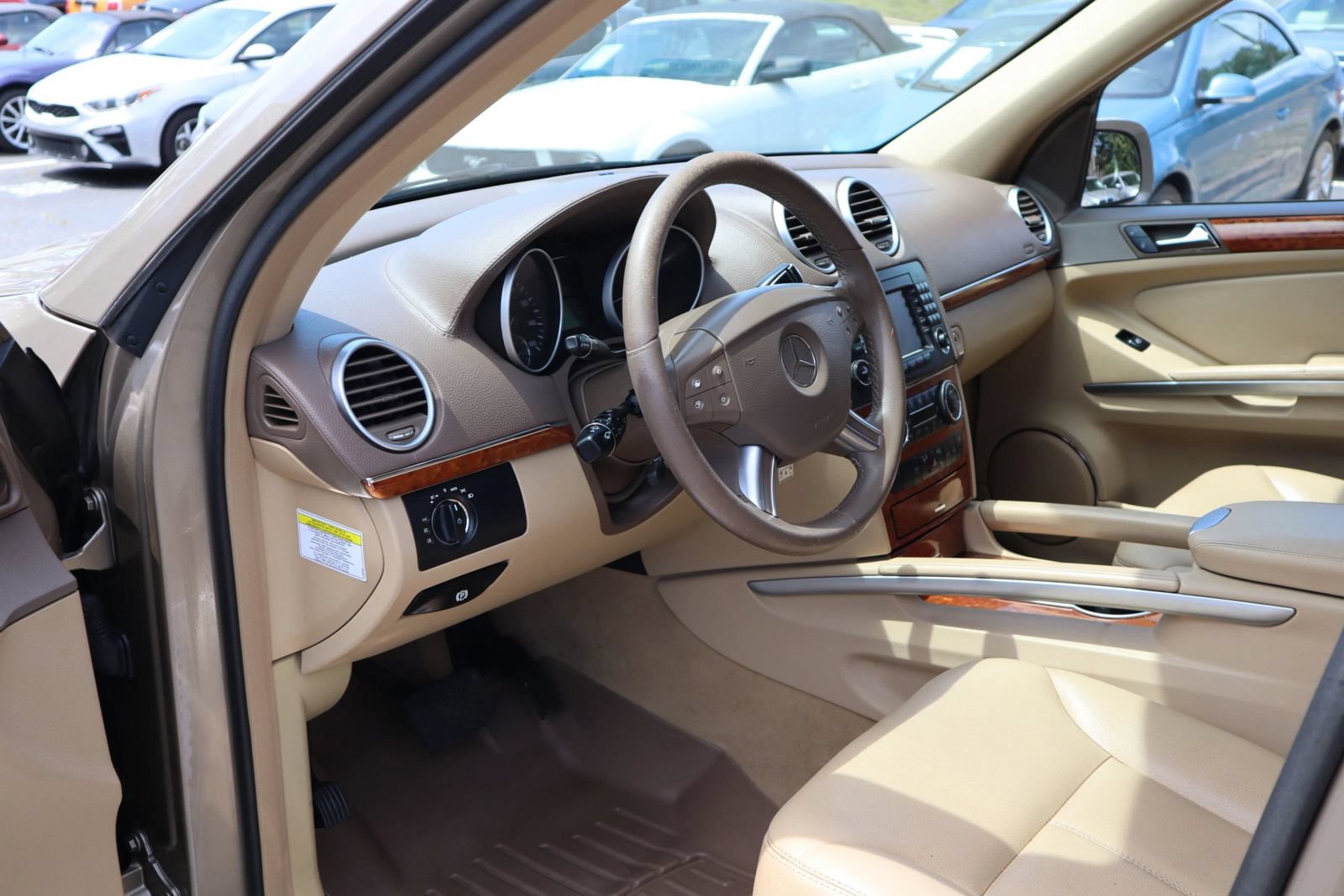 Used 2008 Mercedes-Benz GL 320 CDI 4MATIC image 8