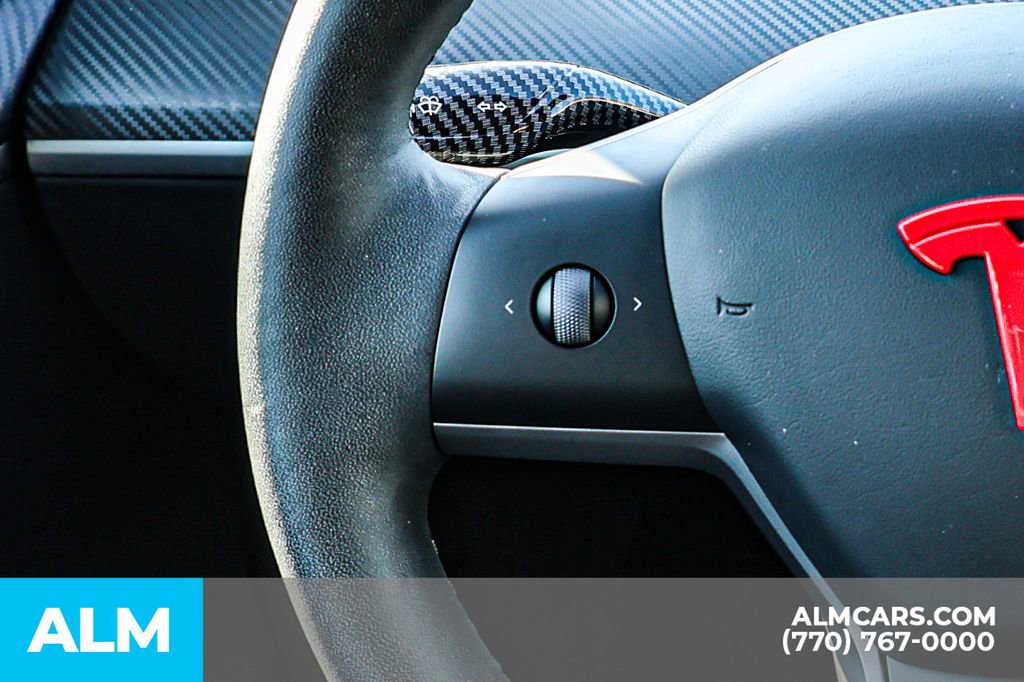 Used 2023 Tesla Model Y Long Range image 32