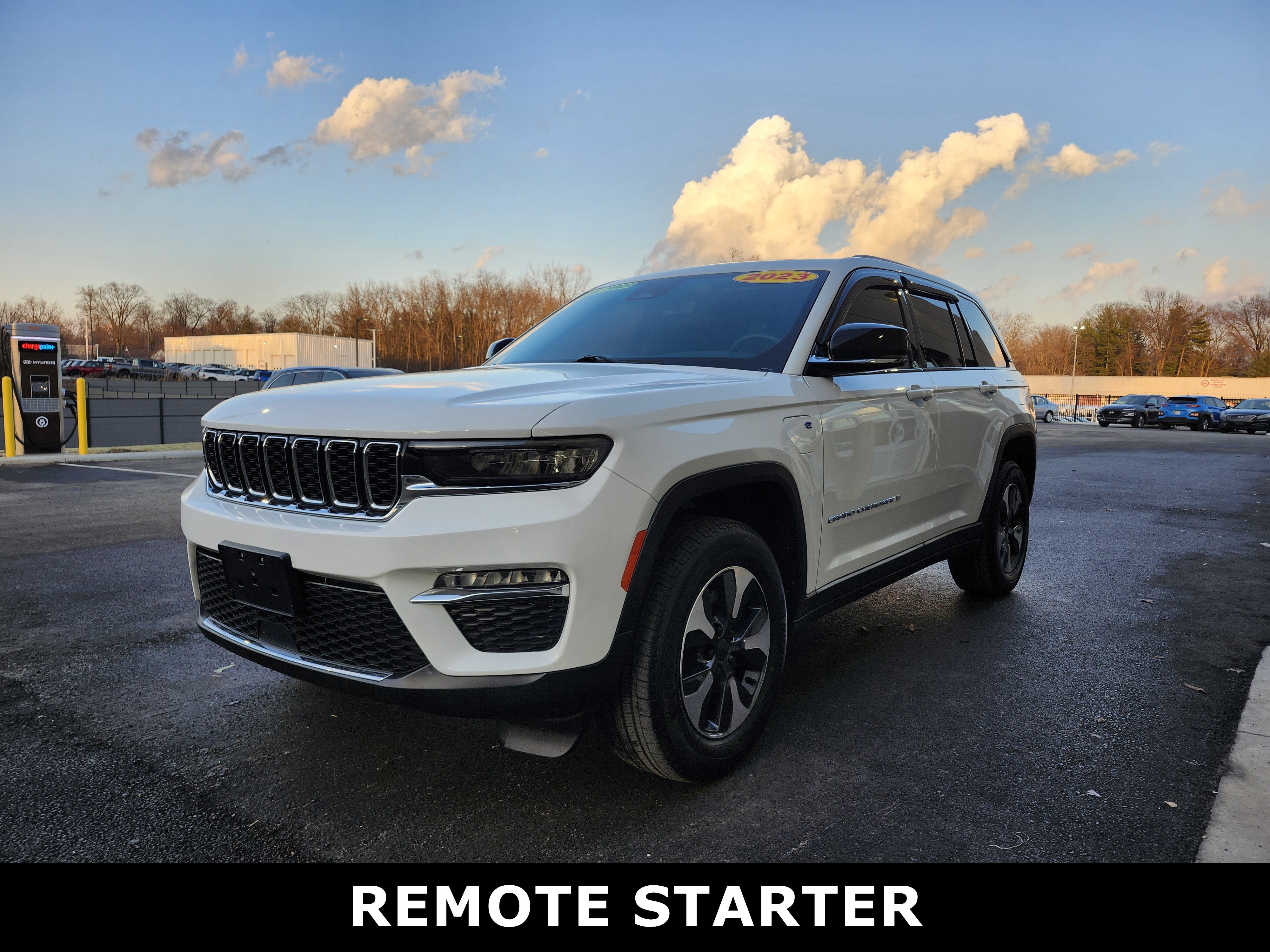 Used 2023 Jeep Grand Cherokee 4WD 4xe image 30