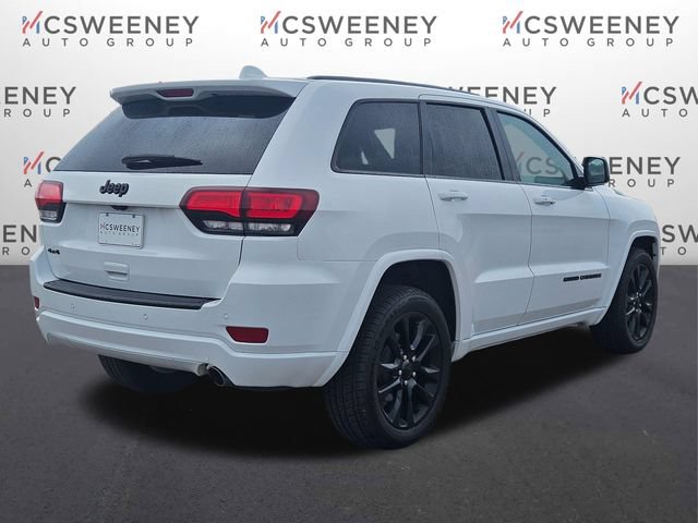 Used 2020 Jeep Grand Cherokee Altitude AWD/4WD image 5