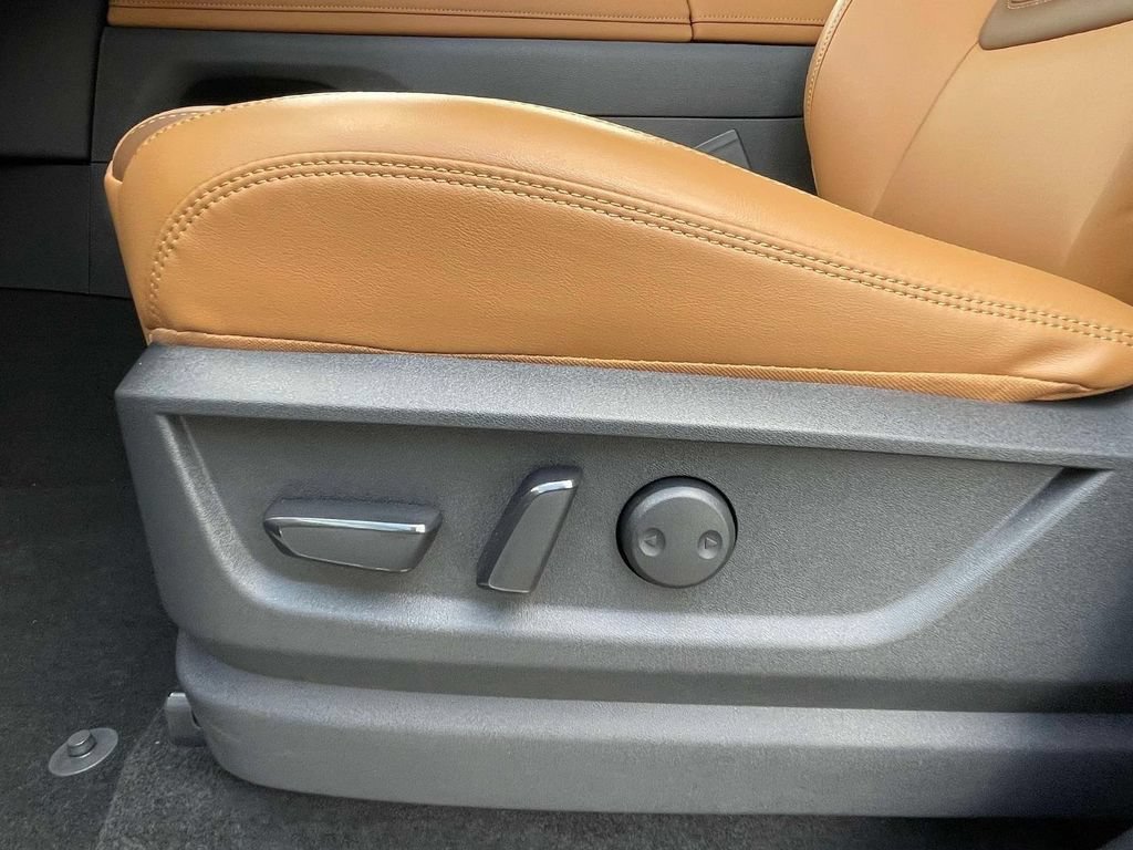 New 2026 Nissan Armada SL AWD/4WD image 17