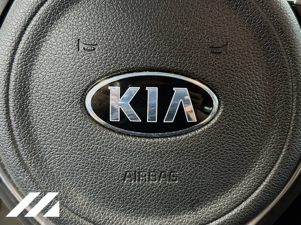 Used 2018 Kia Optima S FWD image 33