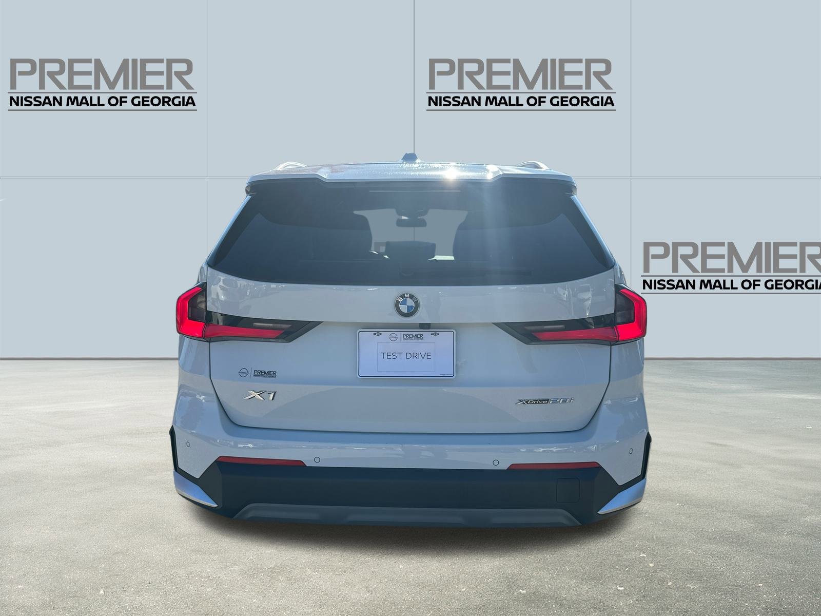 Used 2023 BMW X1 xDrive28i image 6