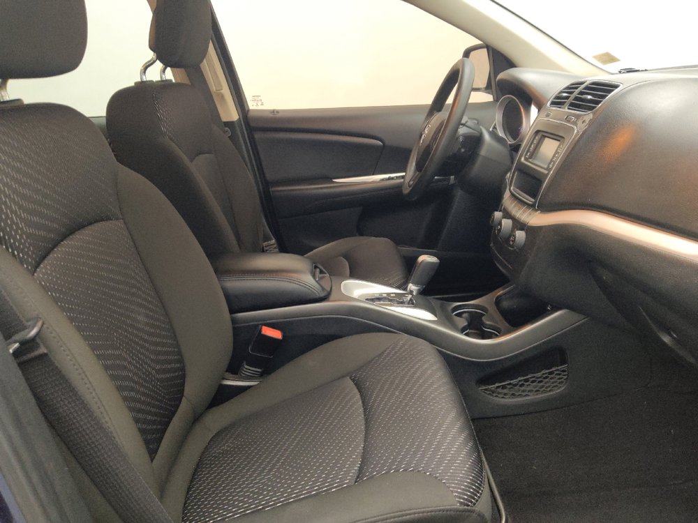Used 2019 Dodge Journey SE FWD image 21