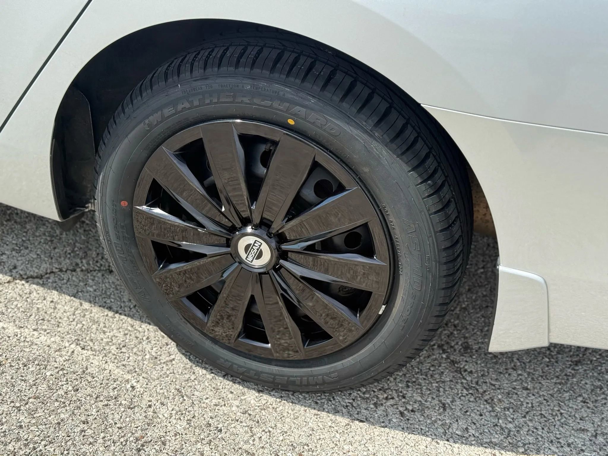 Used 2017 Nissan Sentra SV image 6