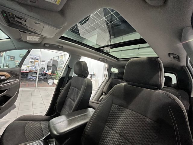 Used 2018 GMC Terrain SLE w/ Driver Convenience Package FWD image 29