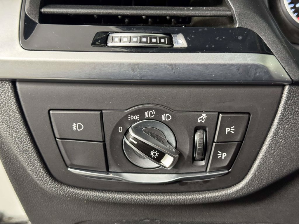 Used 2019 BMW X3 xDrive30i w/ Convenience Package AWD/4WD image 18