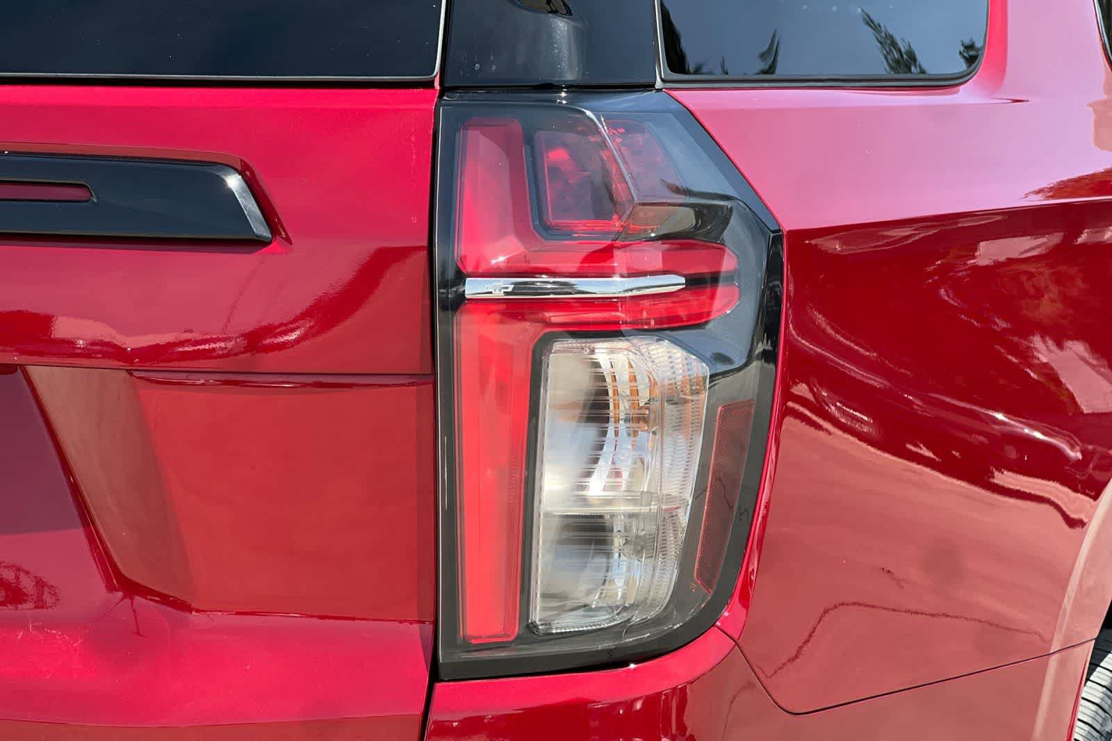 Used 2024 Chevrolet Tahoe RST w/ Luxury Package AWD/4WD image 36