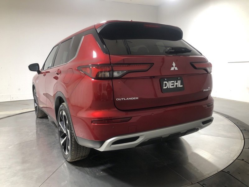 Used 2024 Mitsubishi Outlander SE image 5