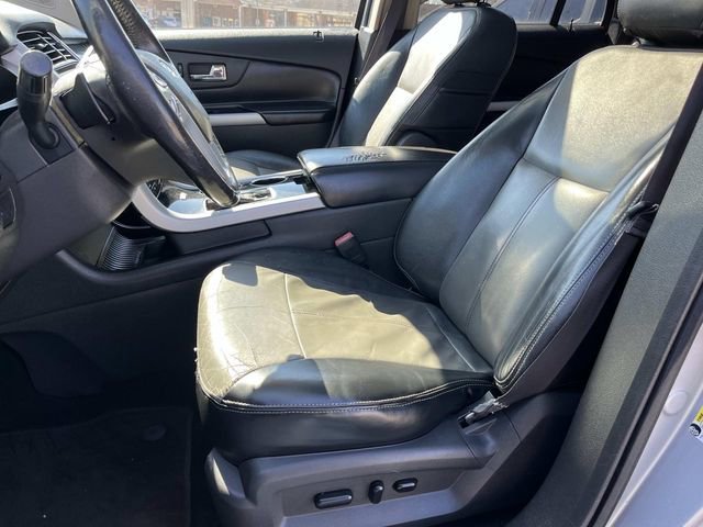 Used 2014 Ford Edge Sport w/ Driver Entry Package image 31