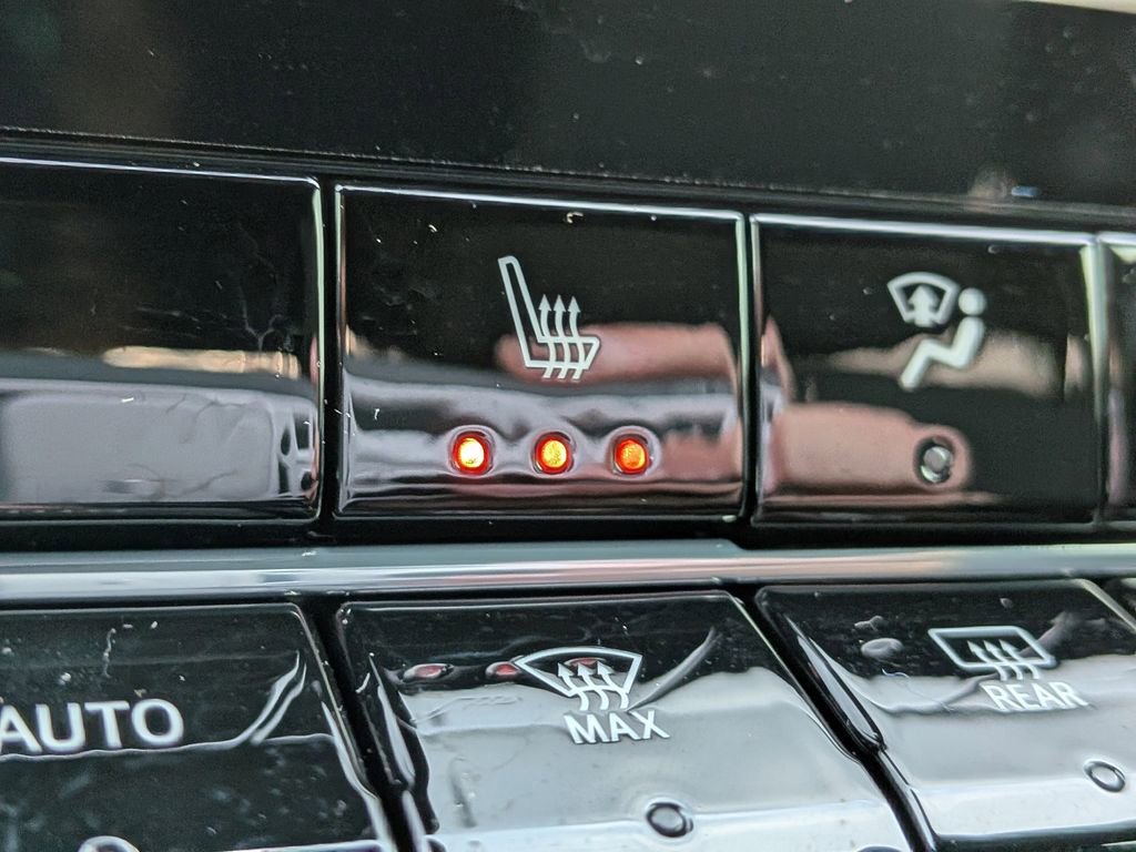 New 2026 GMC Canyon Elevation w/ Convenience Package image 24