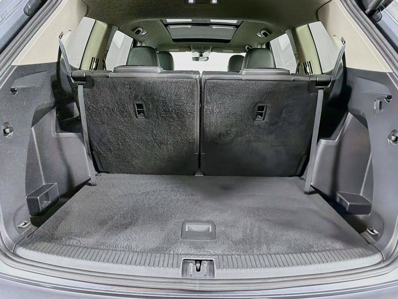 Used 2022 Volkswagen Atlas SE w/ Panoramic Sunroof Package AWD/4WD image 14