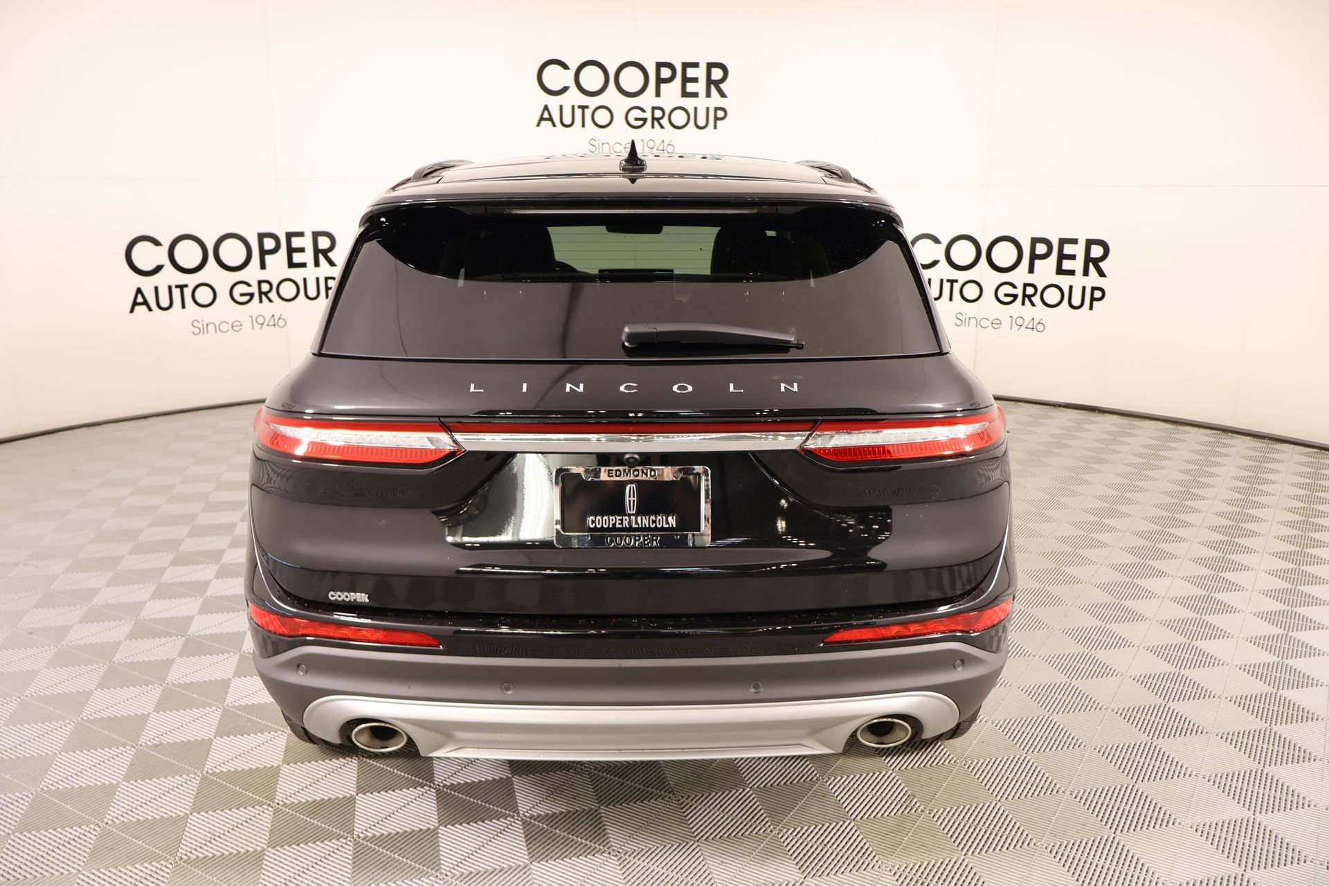 New 2026 Lincoln Corsair Premiere image 23